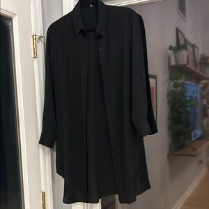 NEW! Women’s Boutique Black Shirt-Dress with pockets!